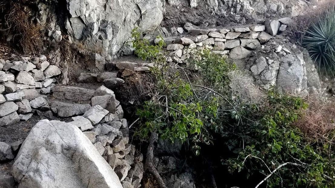 Inspiration Pt. & Muir Pk via Tom Sloan Trail